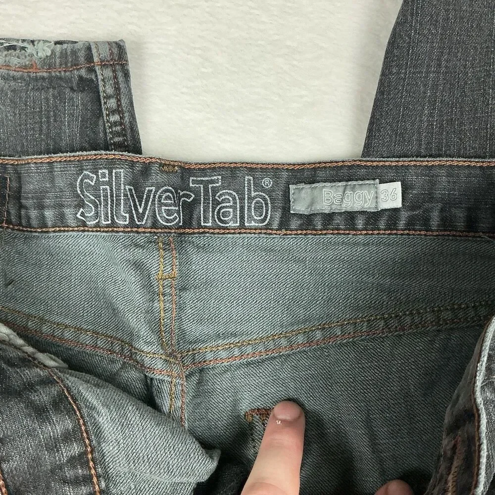 Levi’s SilverTab Baggy Jeans Men’s 36x30 Gray Baggy Y2K Skater Distressed Hem
